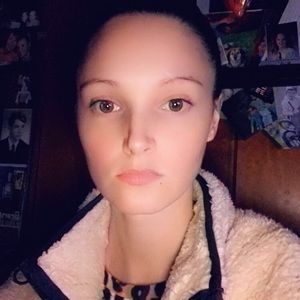 Meet your Posher, Jena